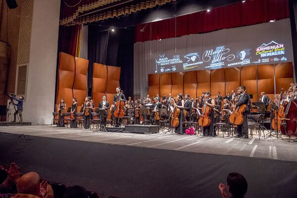 THE MAGIC CELLO