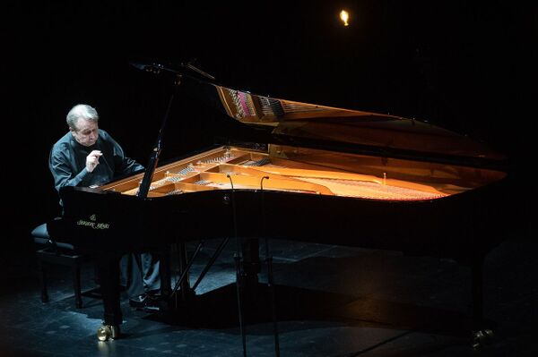 The Piano Legend
