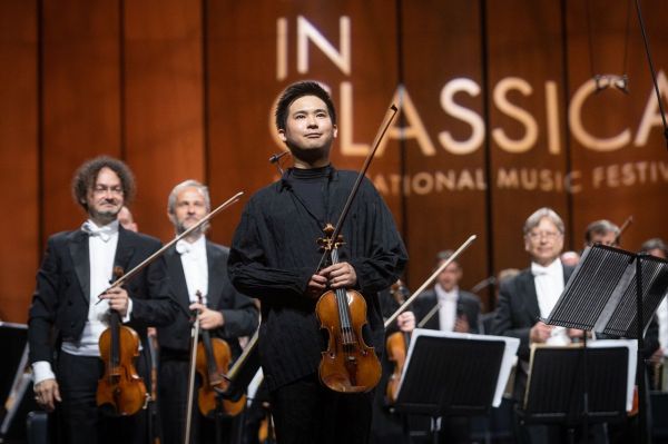 Stradivari Empire