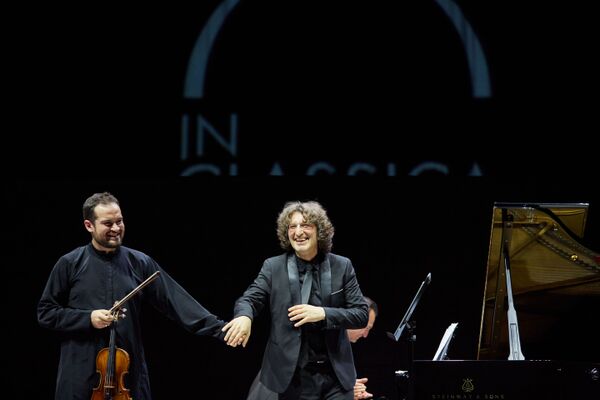 Amore Musica