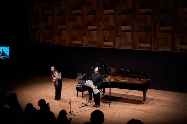 Amazin Korean Duo: Violin and Piano
